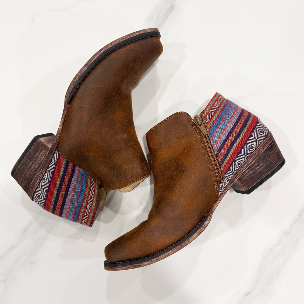 Roper boho ankle booties with heel